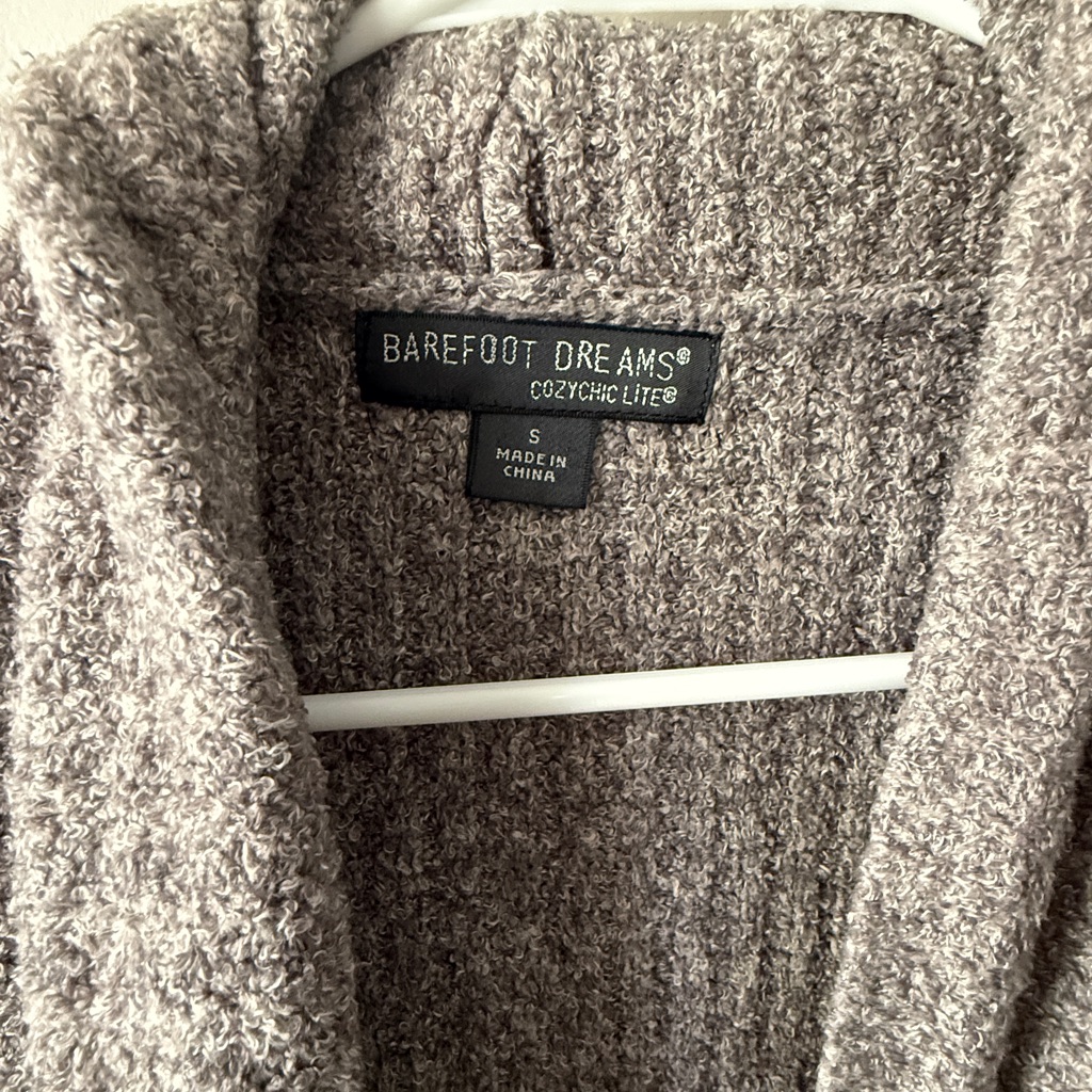 Barefoot Dreams Cozy Style 494 Small